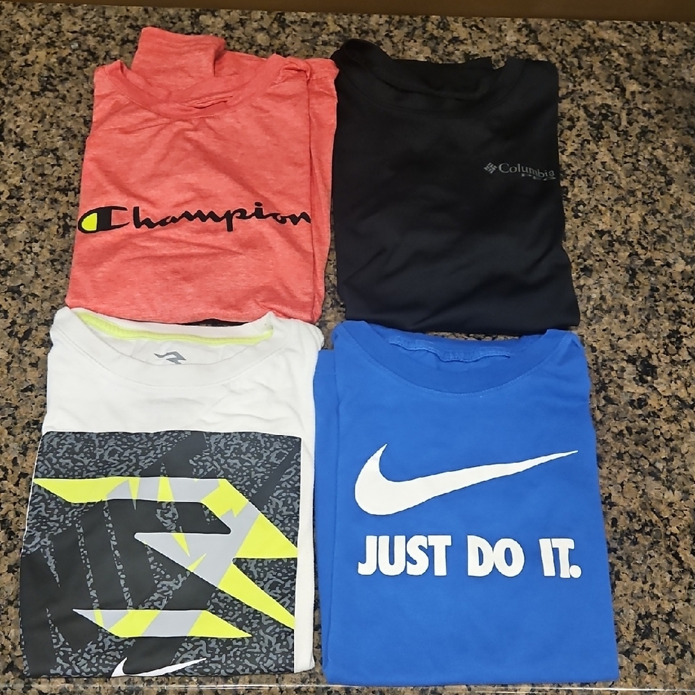 Champion and Nike Graphic T-Shirts Set
